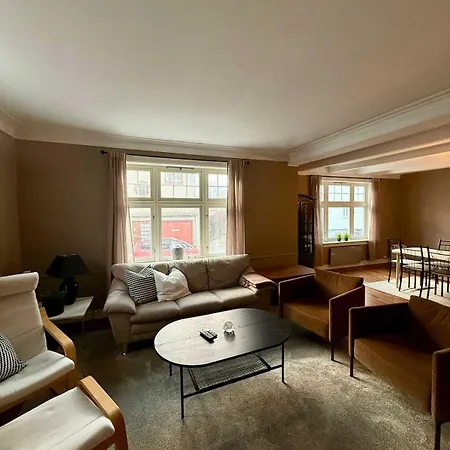Apartament Downtown 3-bedroom *